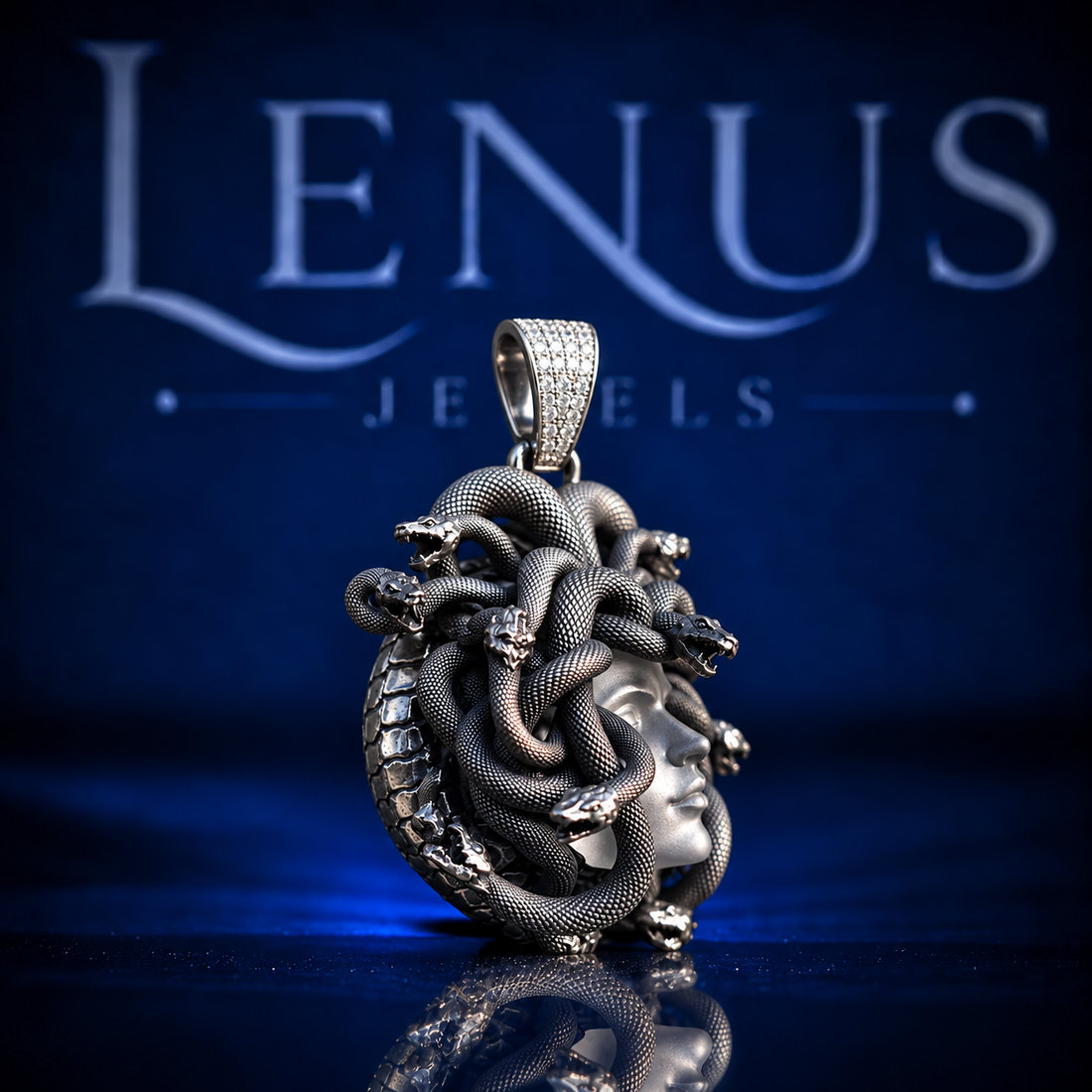 Medusa Head Moissanite Pendant – VVS 925 Sterling Silver Antique Finish Snake Gorgon Hip Hop Statement Pendant for Men & Women