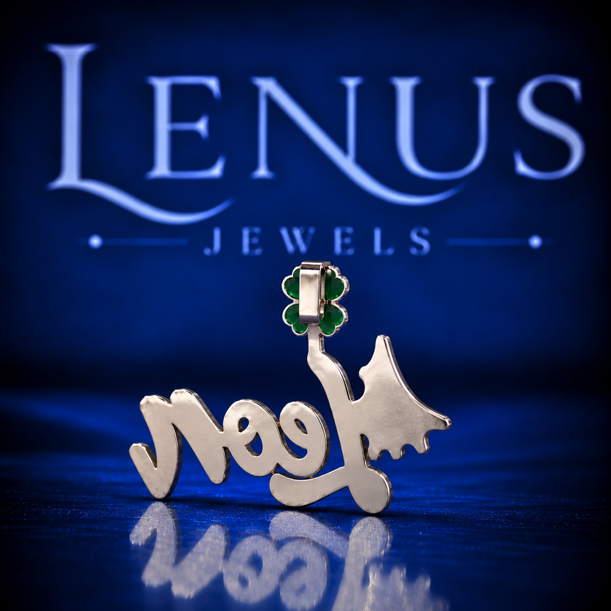 Custom LEON Name Moissanite Pendant – VVS Iced Out Script 925 Sterling Silver Spider Web & Green Clover Hip Hop Pendant
