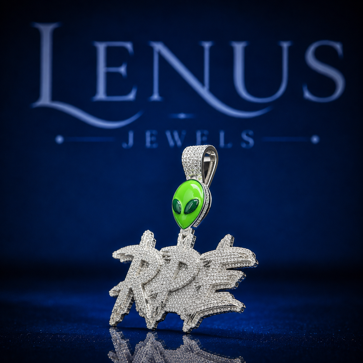 Iced Out RPE Graffiti Pendant with Green Alien Head Bail VVS Moissanite 925 Sterling Silver Custom Hip Hop Streetwear Name Necklace